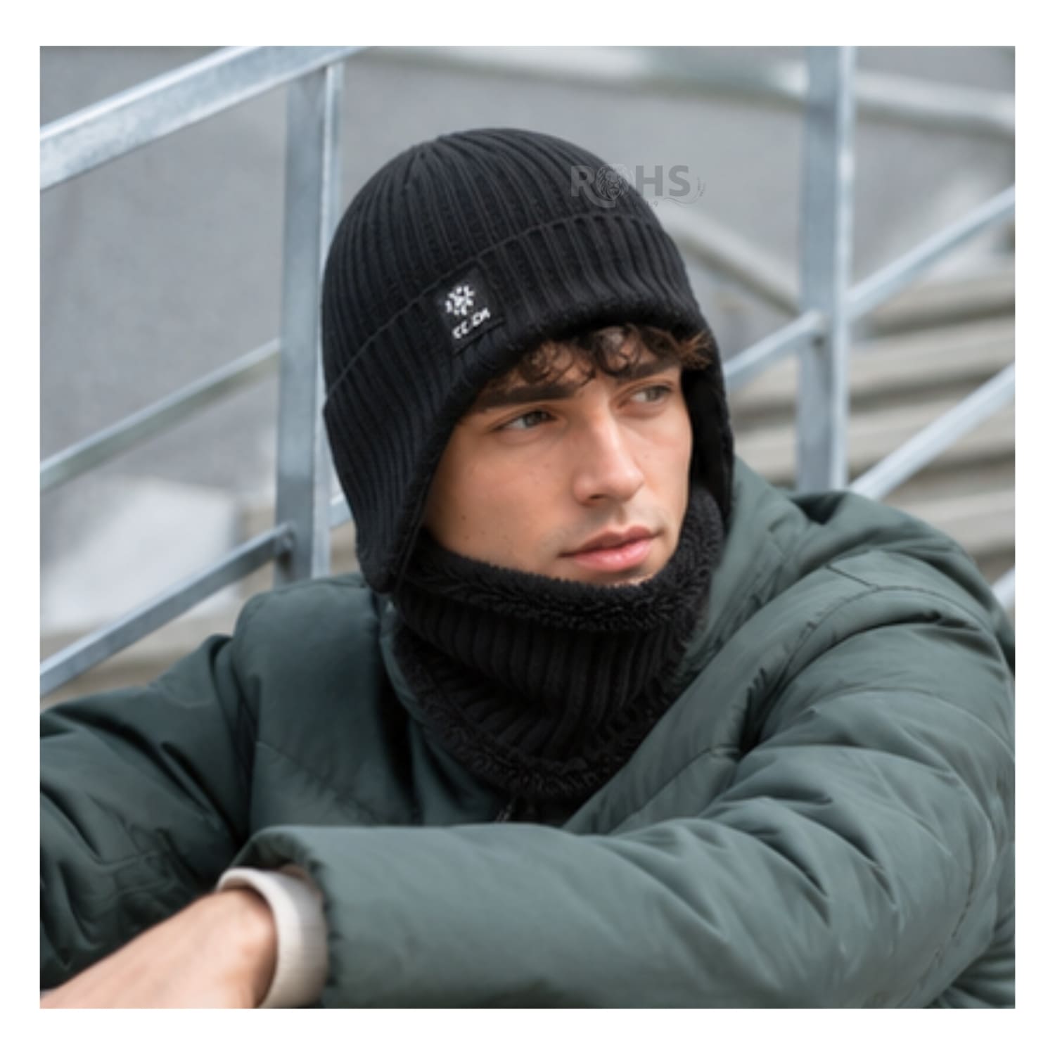 GORRO + CUELLERA POLIÉSTER AFELPADA PARA INVIERNO COLOR NEGRO - 2