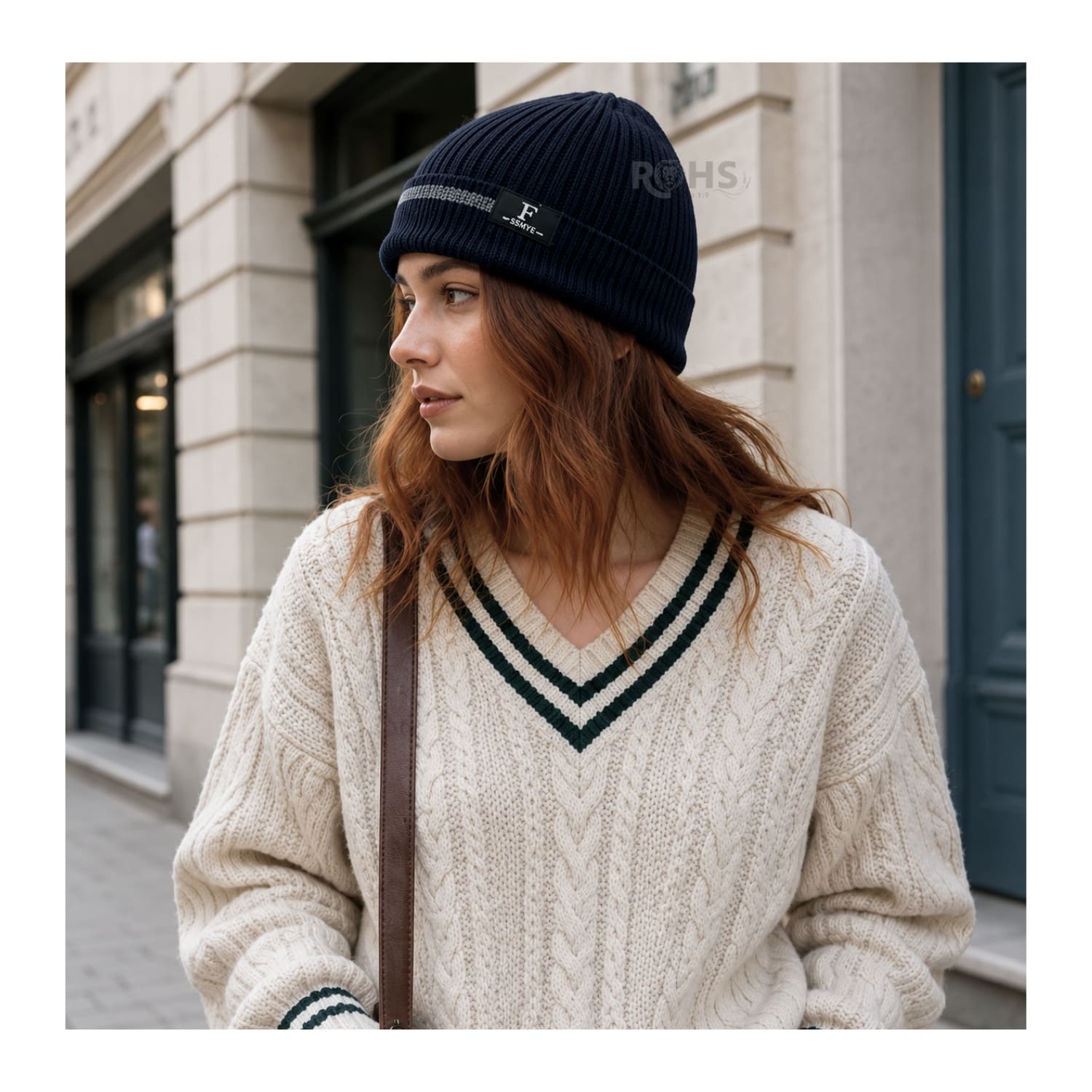 GORRO TEJIDO POLIÉSTER CON RAYA DECORATIVA PARA INVIERNO COLOR AZUL MARINO - 7