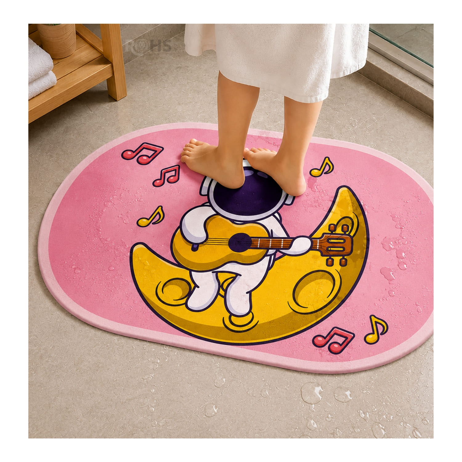TAPETE DE BAÑO ANTIDESLIZANTE ASTRONAUTA ROSA 77 X 47.5 CM - 6