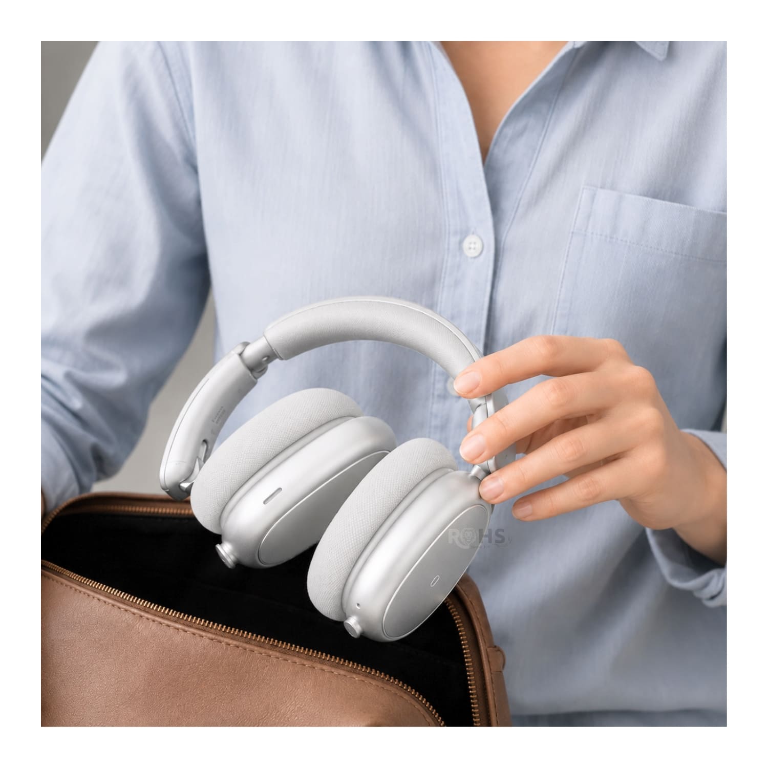 AUDÍFONOS BLUETOOTH KIMISO PLATEADO CON CANCELACIÓN DE RUIDO Y DISEÑO PLEGABLE ACOLCHADO - 2