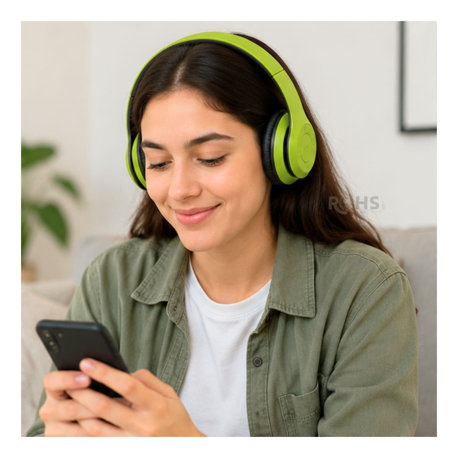 AUDÍFONOS BLUETOOTH P47 PLEGABLES RECARGABLES COLOR VERDE CON MICRÓFONO INTEGRADO - 2