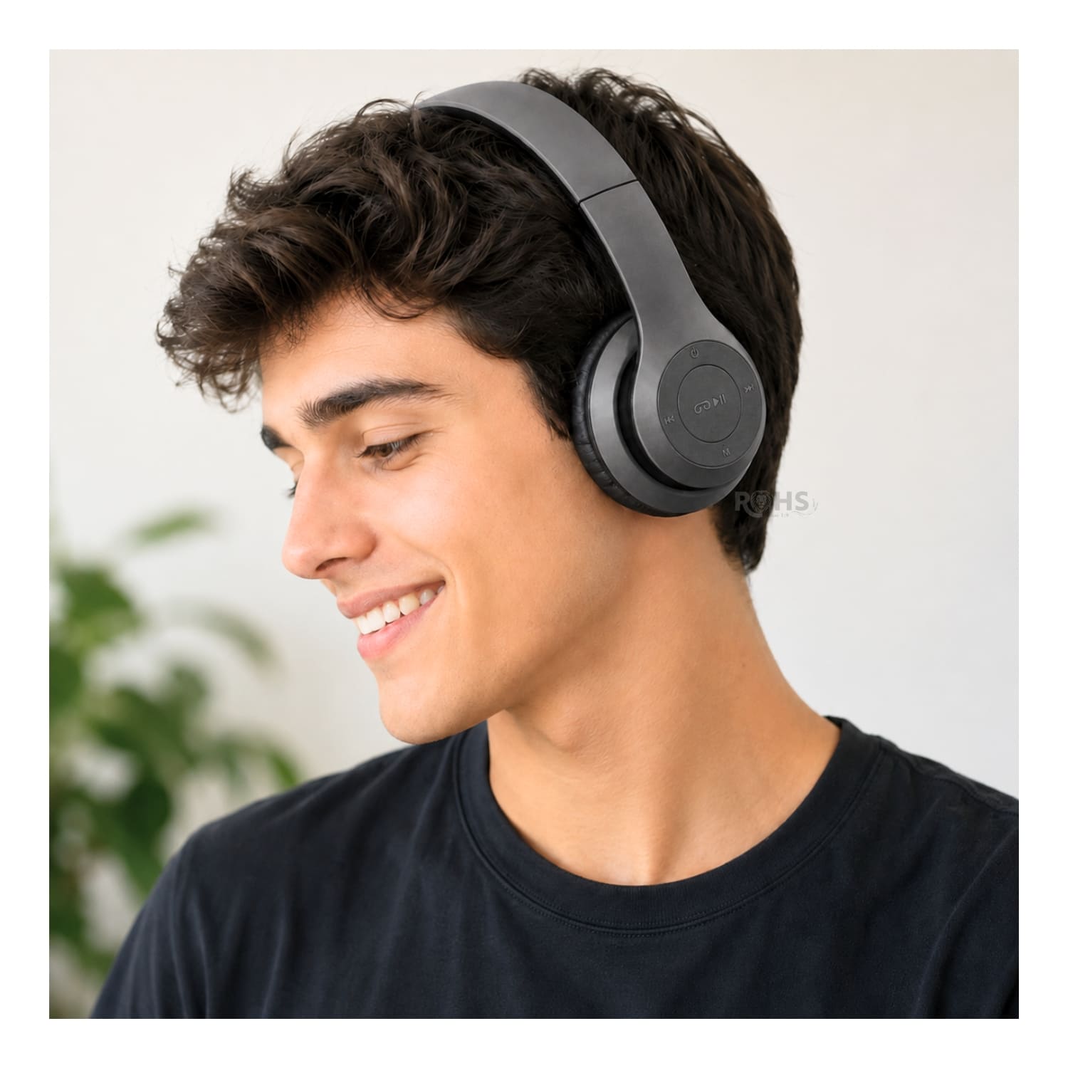AUDÍFONOS BLUETOOTH P47 PLEGABLES RECARGABLES COLOR NEGRO CON MICRÓFONO INTEGRADO - 7