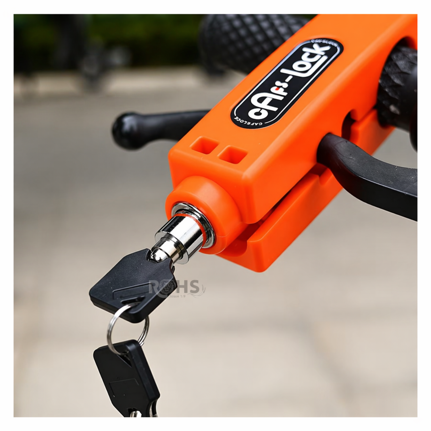 CANDADO ANTIRROBO PARA ACELERADOR DE MOTO NARANJA - 4