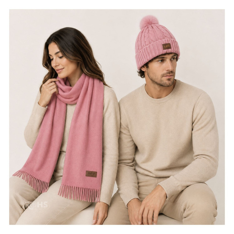 CHALINA ROSADA + GORRO CON POMPÓN DE TELA SUAVE - 6