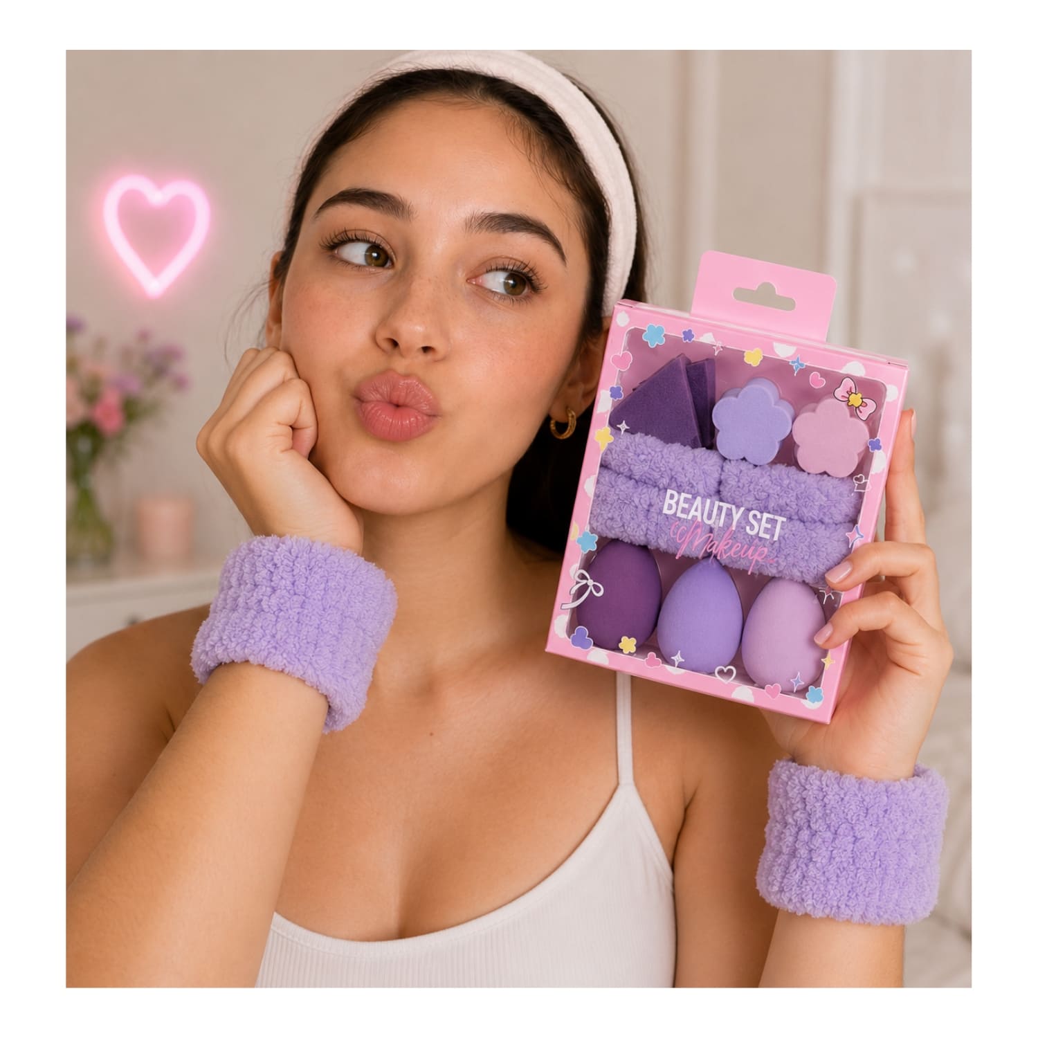 SET DE MAQUILLAJE Y SKINCARE MORADO CON MUÑEQUERAS FLUFFY Y ESPONJAS BEAUTY BLENDER - 7
