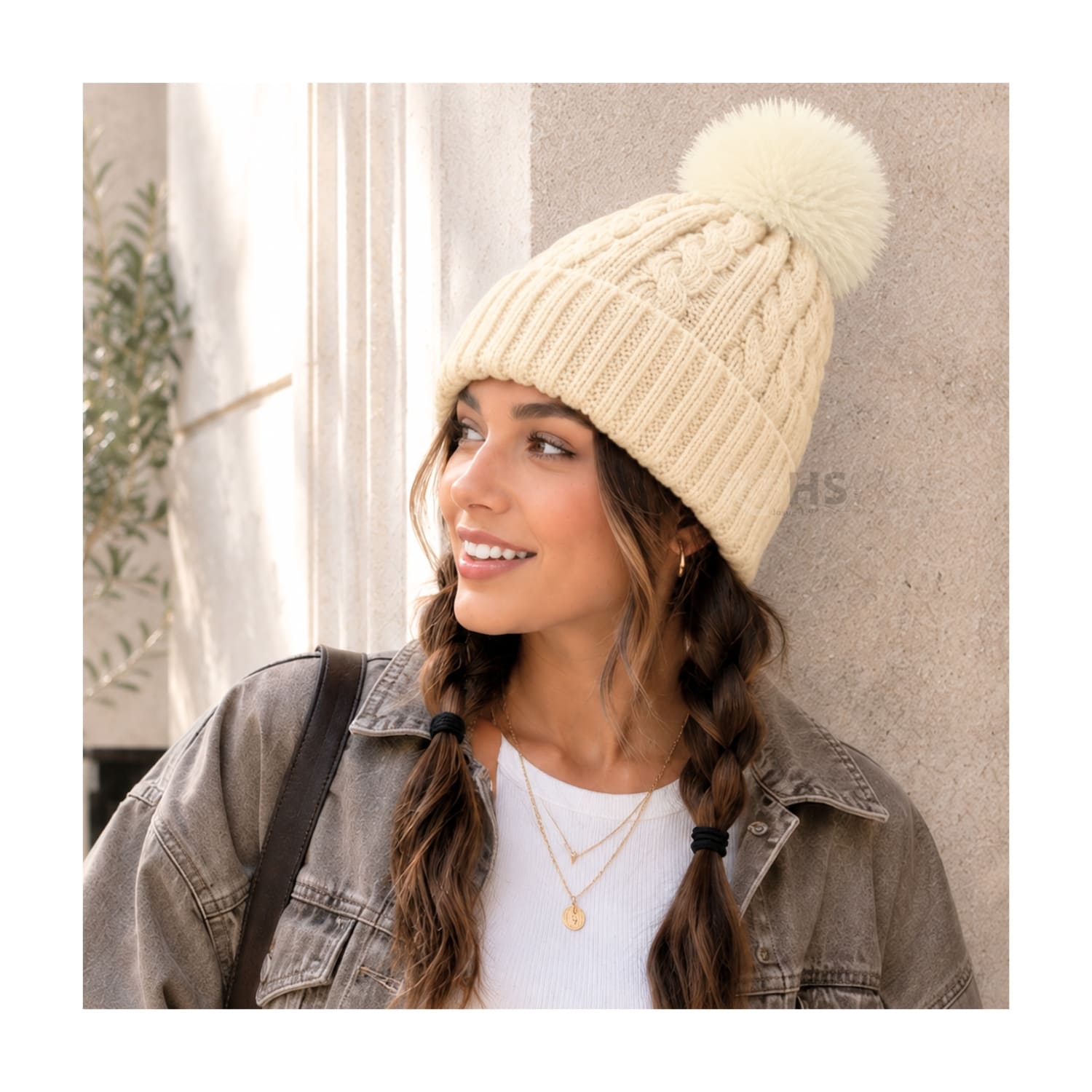 GORRO CON POMPÓN TEJIDO POLIÉSTER PARA INVIERNO COLOR BEIGE - 5