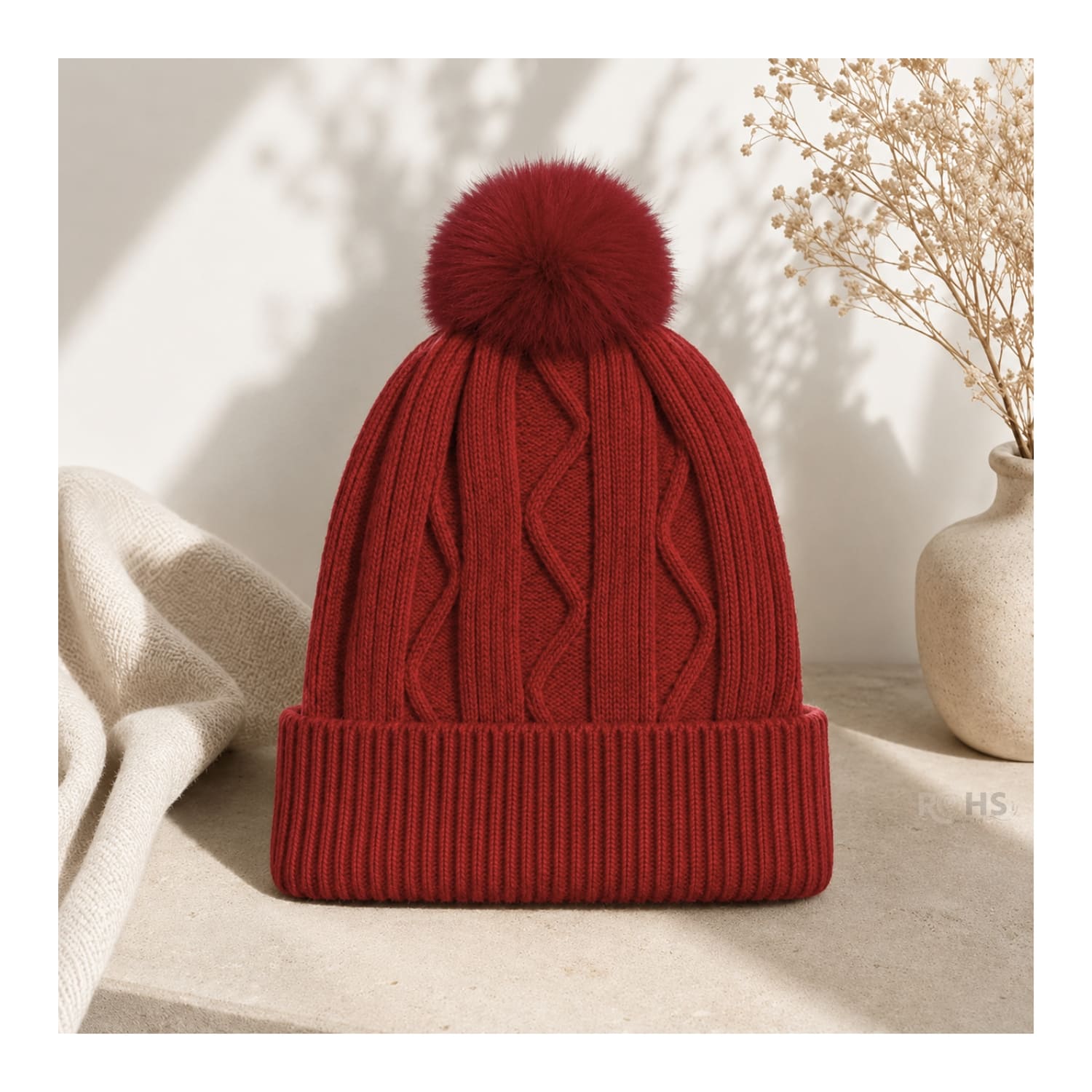 GORRO TEJIDO CON POMPÓN DISEÑO TEXTURIZADO PARA INVIERNO COLOR ROJO - 2