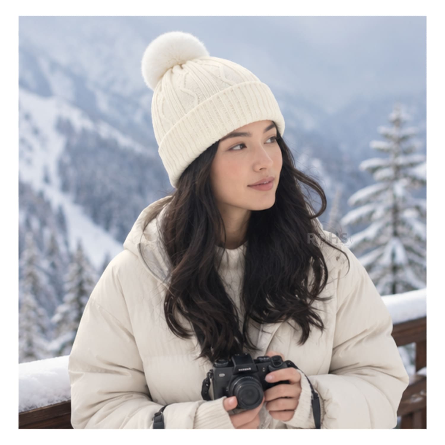 GORRO TEJIDO CON POMPÓN DISEÑO TEXTURIZADO PARA INVIERNO COLOR CREMA - 7