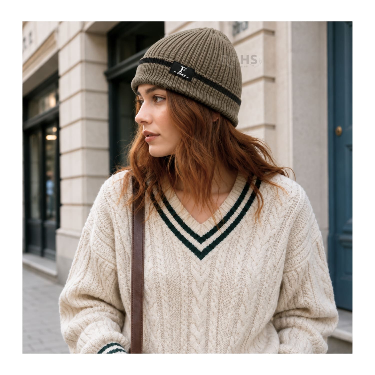 GORRO TEJIDO POLIÉSTER CON RAYA DECORATIVA PARA INVIERNO COLOR CAFÉ - 7