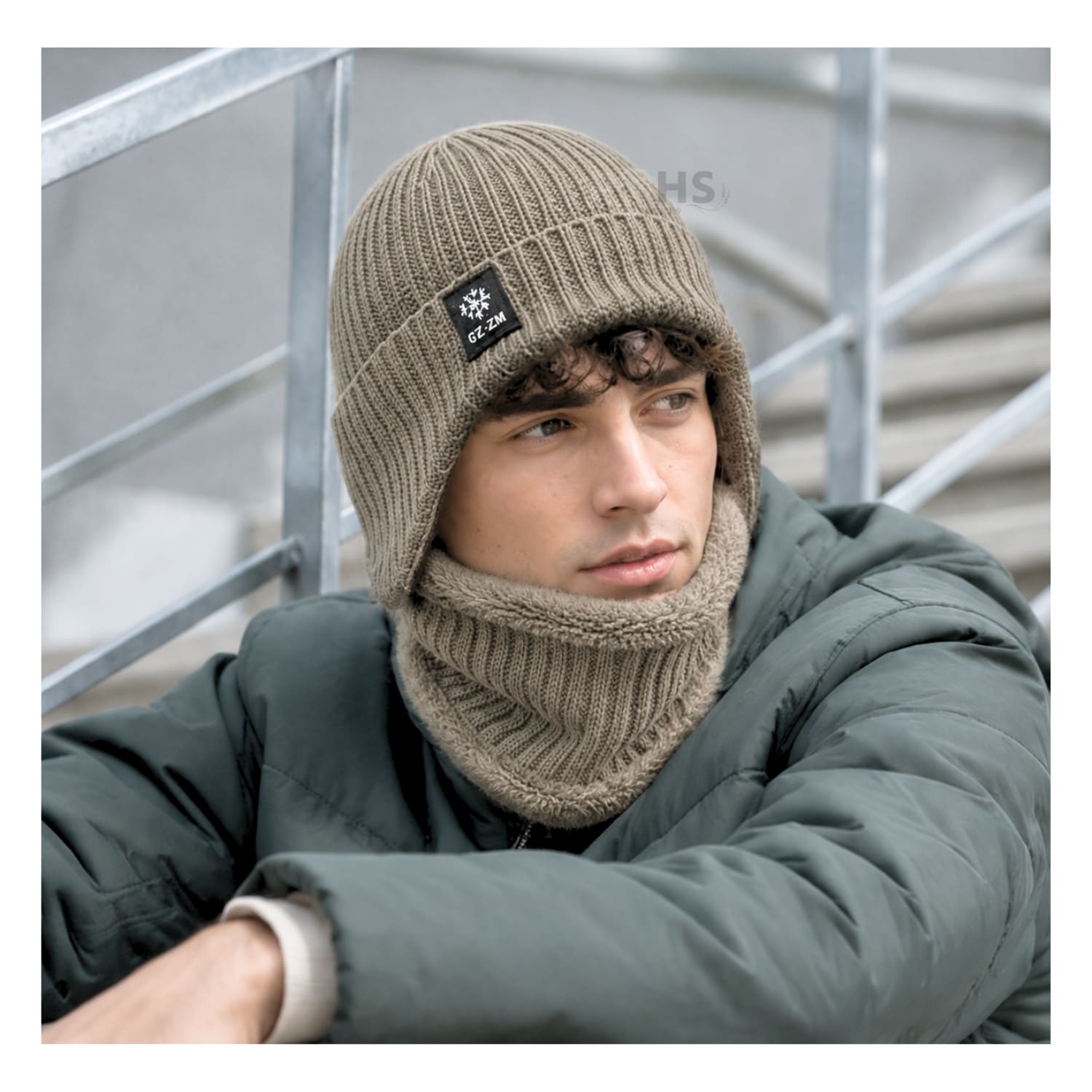 GORRO + CUELLERA POLIÉSTER AFELPADA PARA INVIERNO COLOR CAFÉ - 2