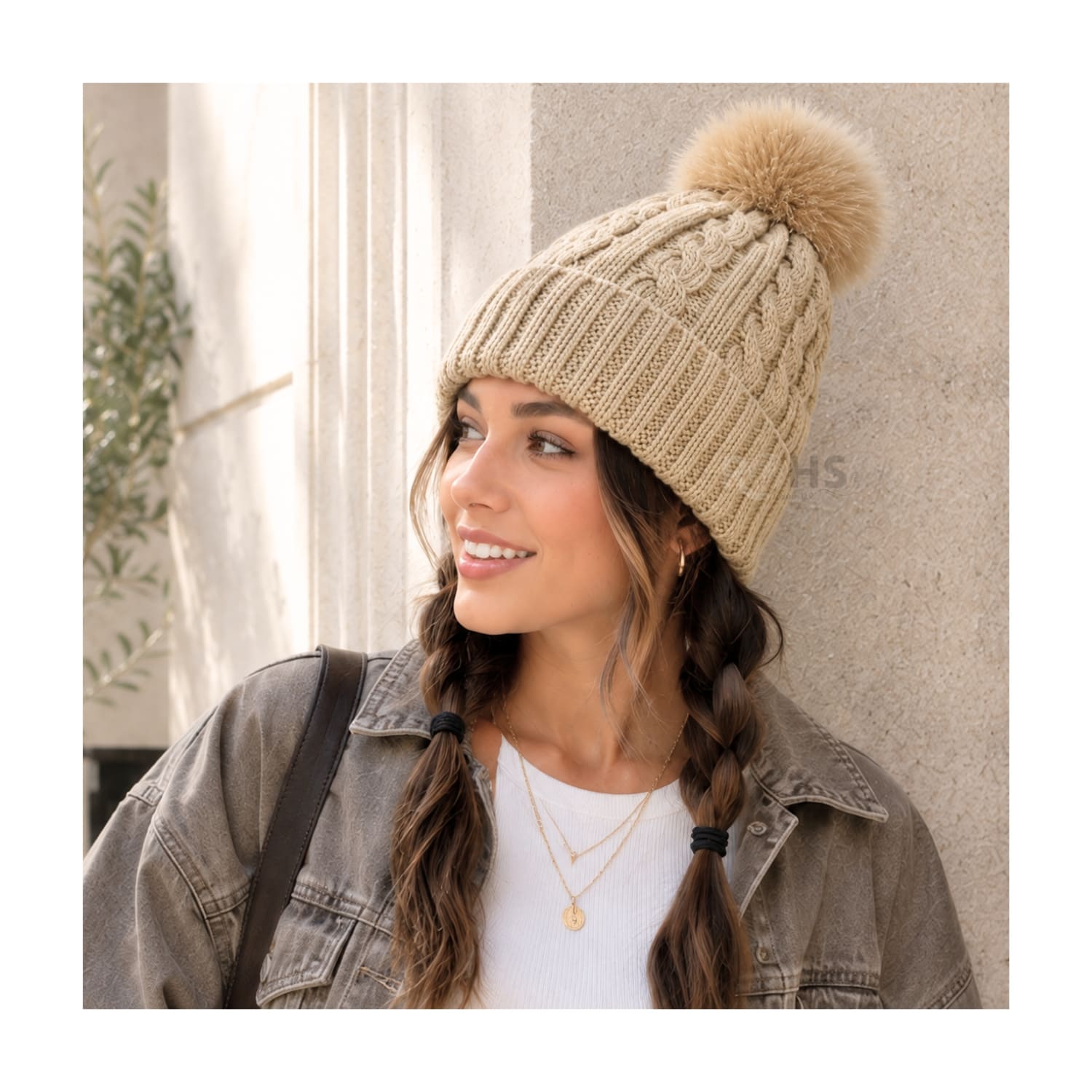 GORRO CON POMPÓN TEJIDO POLIÉSTER PARA INVIERNO COLOR CAMEL - 5