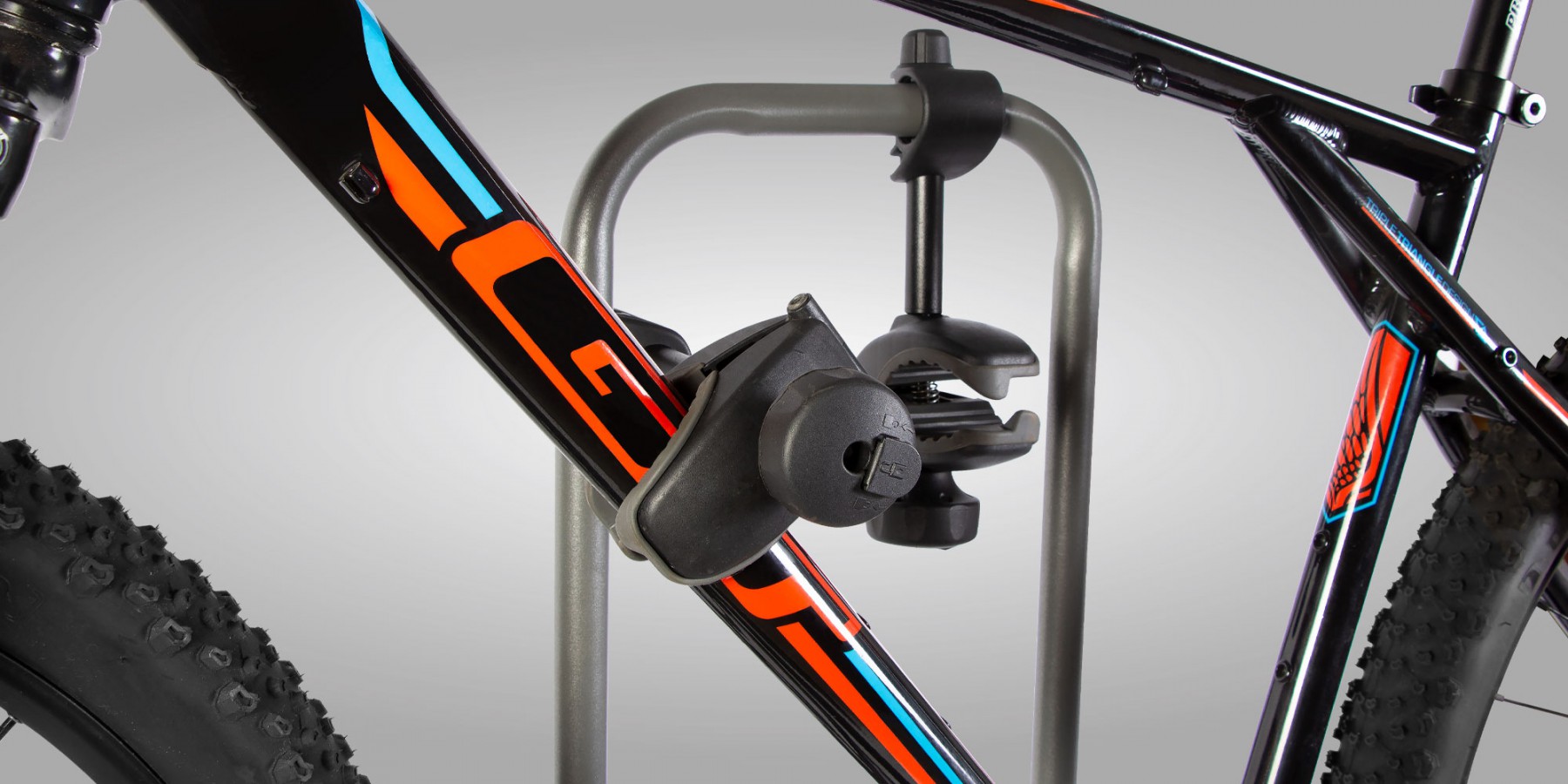 RACK PORTABICICLETA AUTO CAMIONETA BUZZRACK E-HORNET H2 - 2
