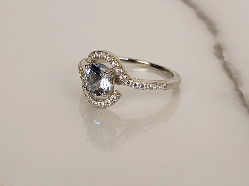 ANILLO ELEGANTE DIAMANTE CELESTIAL EN PLATA 925 - 5