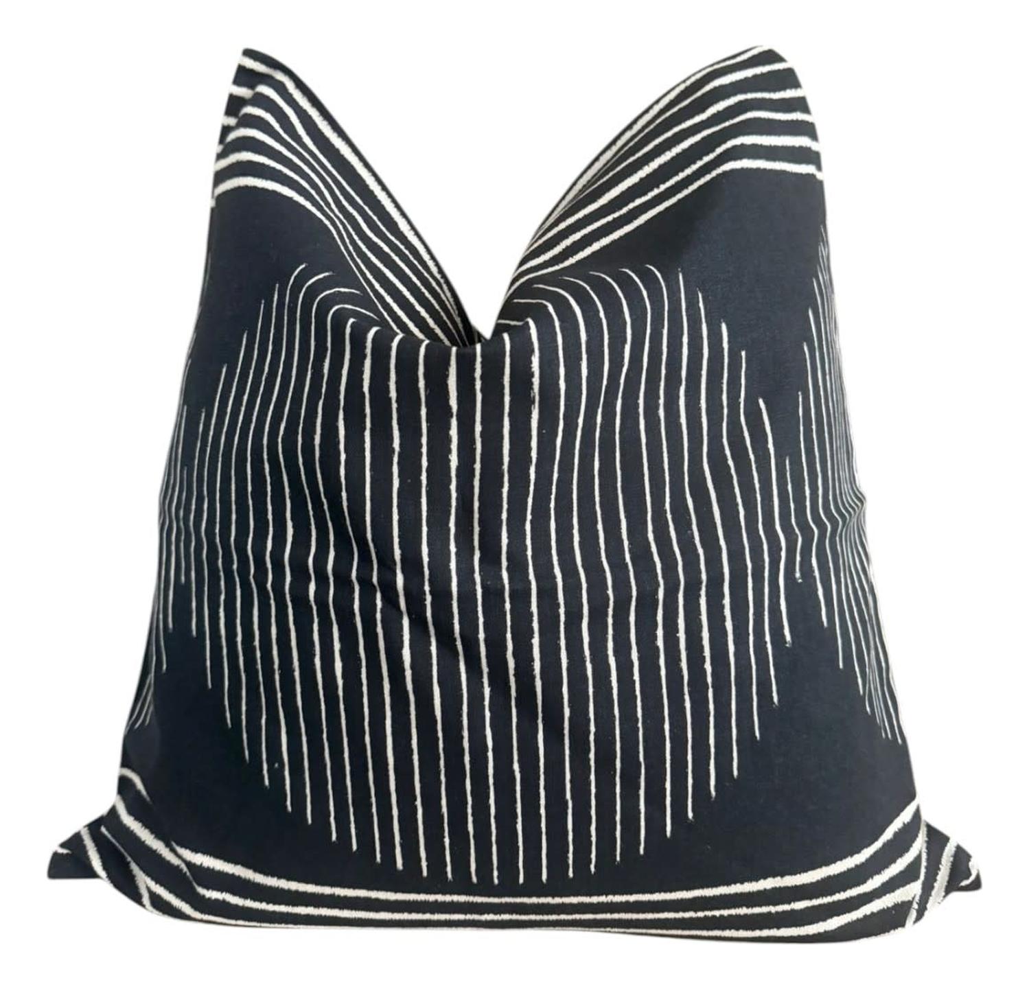 FUNDA DE COJÍN BLACK BOHO - 3