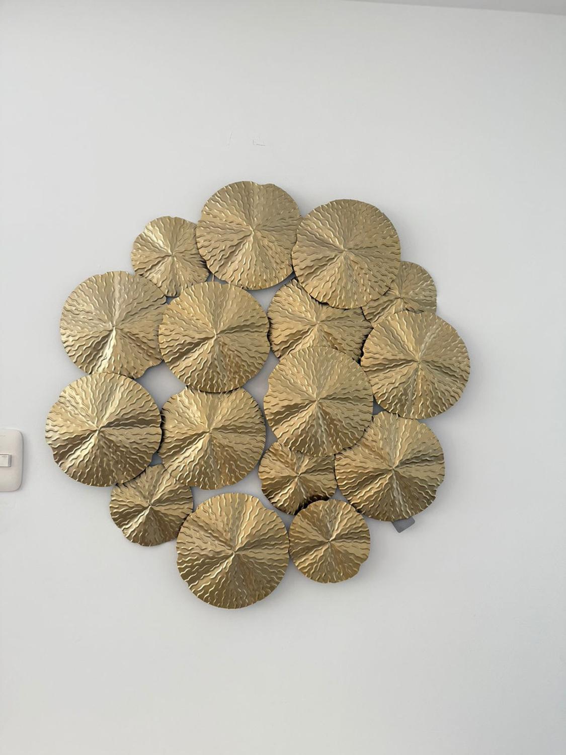 ESCULTURA PLACA DE PARED HIERRO FLOWER DORADA CHAMPAGNE 82X82 CM - 3