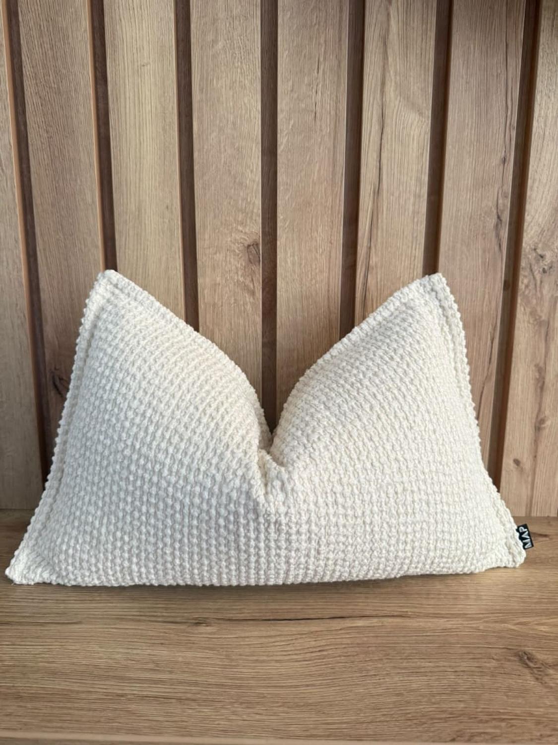 FUNDA DE COJIN RIÑONERA NUVOLA 50X30 CM - 1