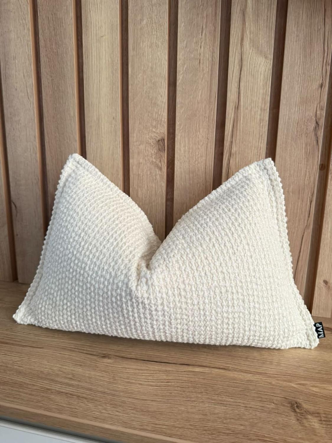 FUNDA DE COJIN RIÑONERA NUVOLA 50X30 CM - 2