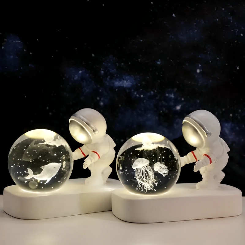 LÁMPARA ASTRONAUTA CON ESFERA 3D TRANSPARENTE BLANCA - 2
