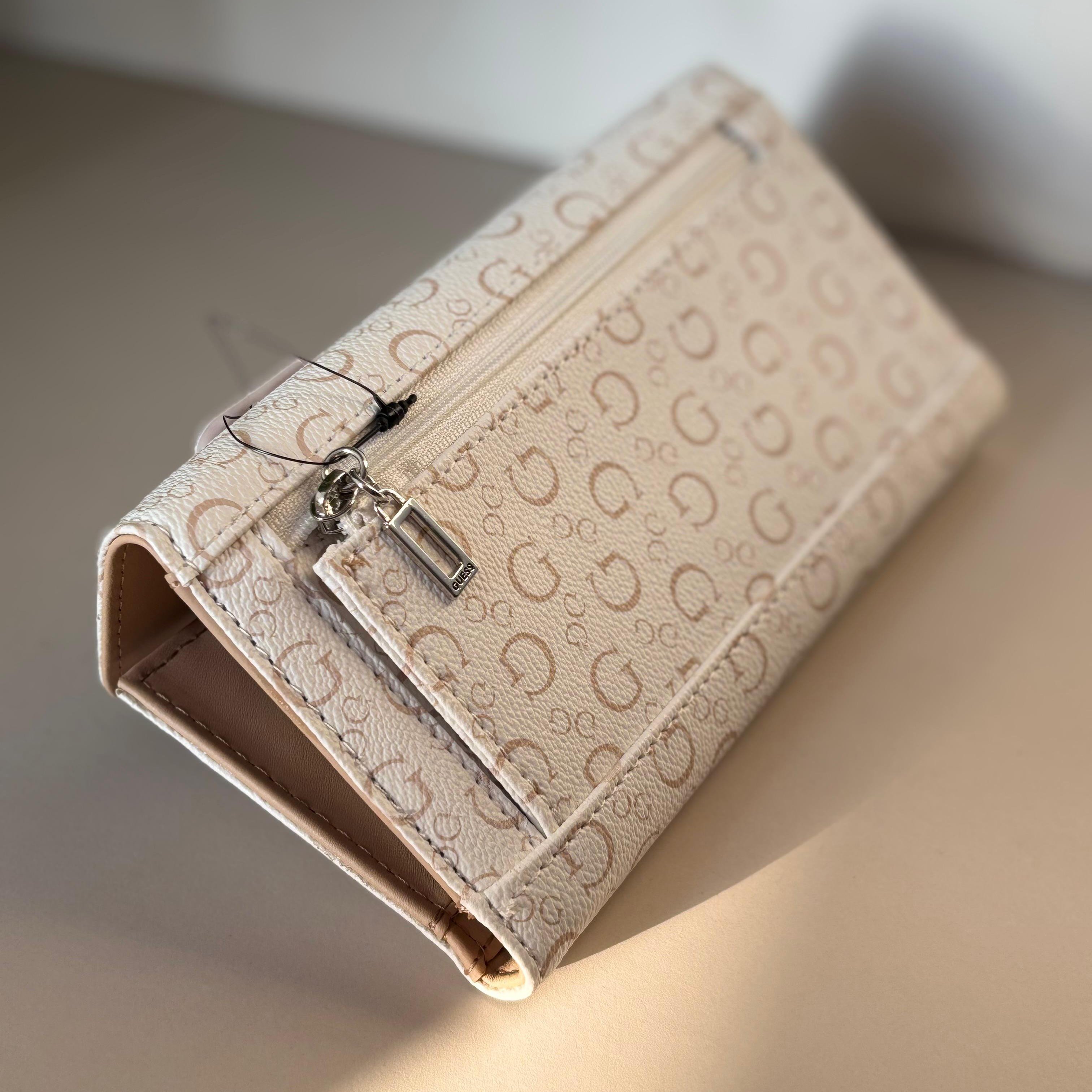 BILLETERA GUESS CREMA - 3