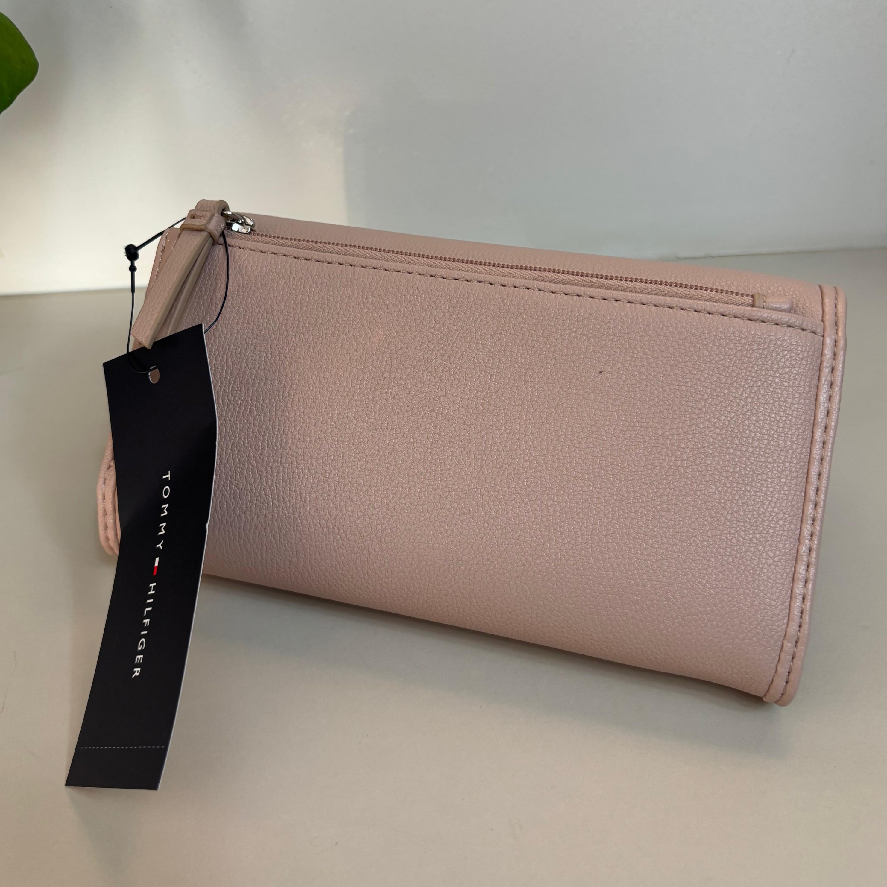 BILLETERA TOMMY HILFIGER PALO ROSA - 3