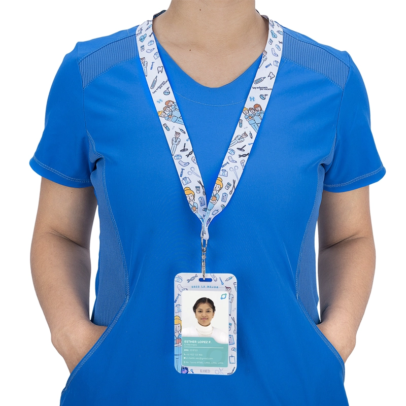 PORTA FOTOCHECK DE PVC Y LANYARD KAMED DISEÑO MÉDICO - 3