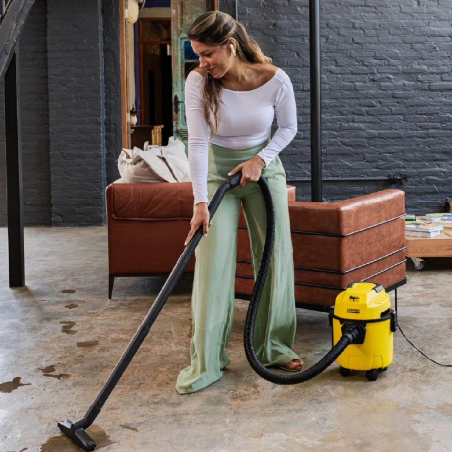 ASPIRADORA KARCHER WDL1 10 LITROS 1000W ALTO RENDIMIENTO - 5