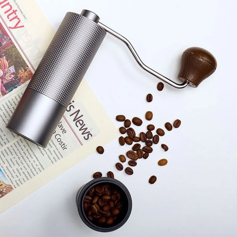 MOLINILLO DE CAFÉ MANUAL EN ACERO INOXIDABLE PLATEADO - 1