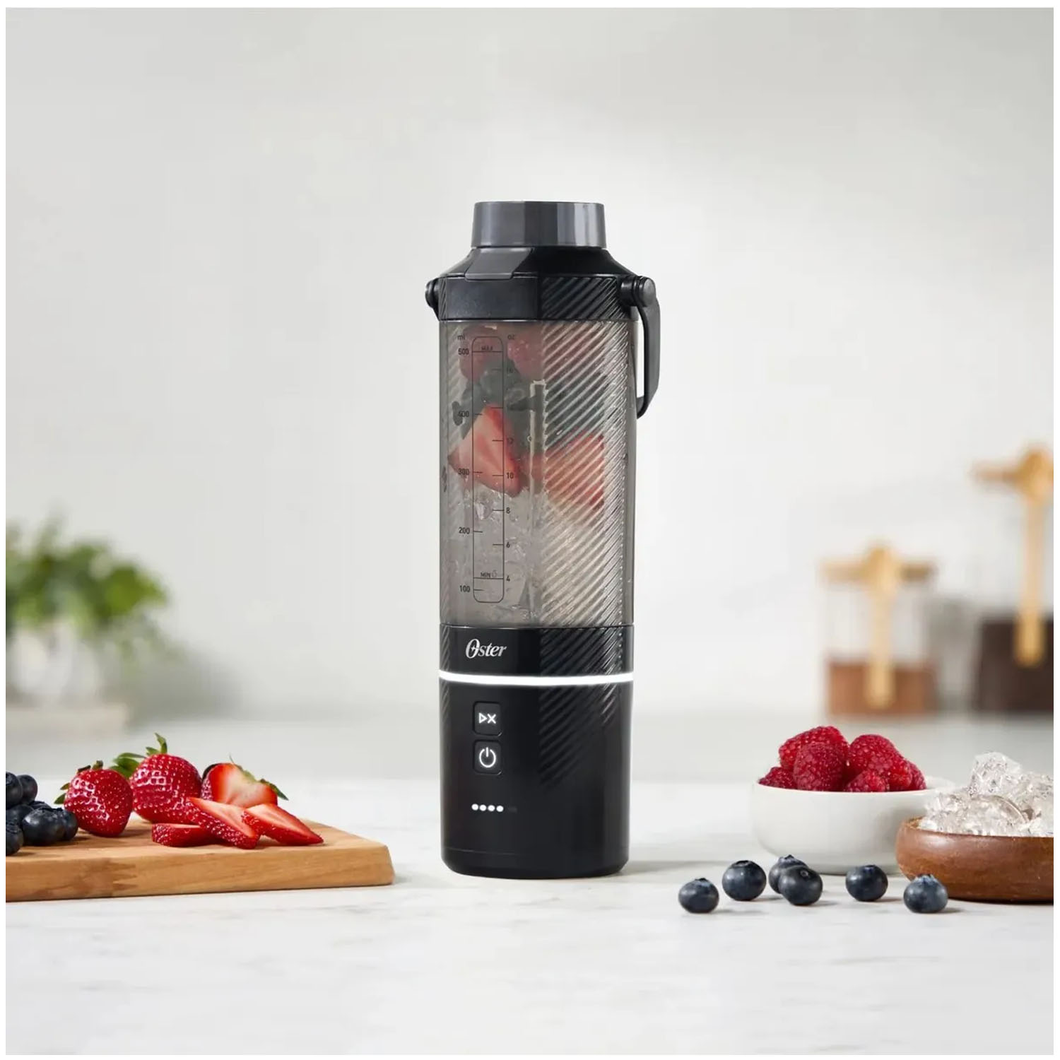 LICUADORA PORTÁTIL OSTER GOMAX, 590 ML , PARA SMOOTHIES, NEGRO, BLSTGFP-B20 - 8