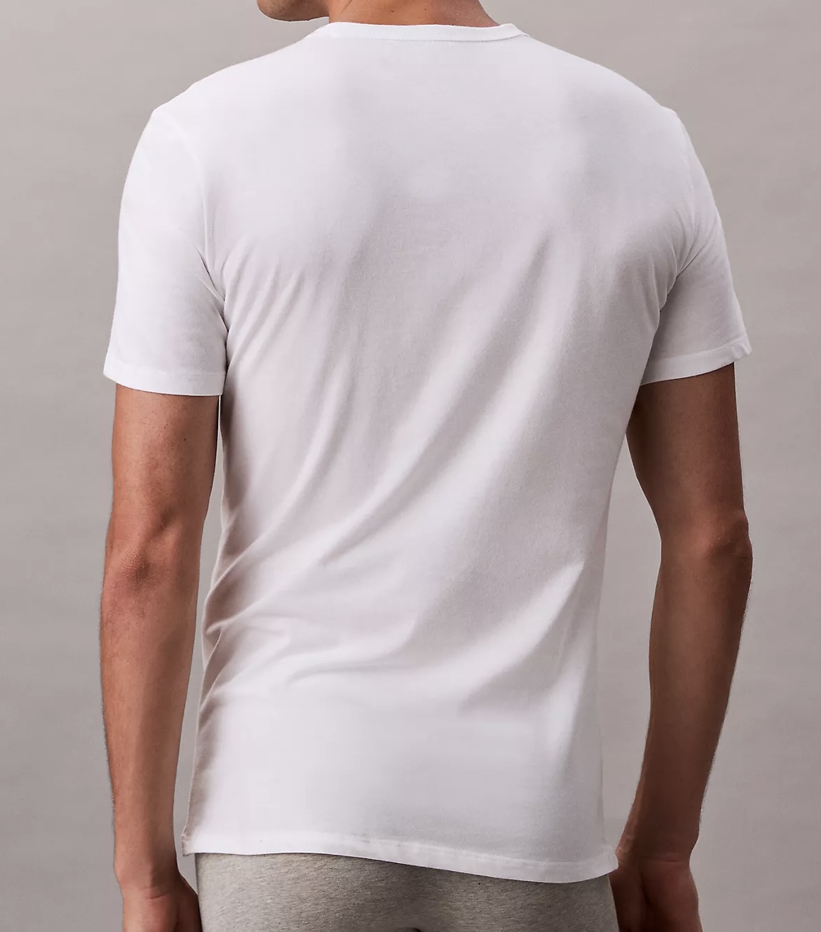 CALVIN KLEIN PACK DE 3 CAMISETAS DE ALGODÓN ELÁSTICO CON CUELLO EN V Y CORTE AJUSTADO - 3