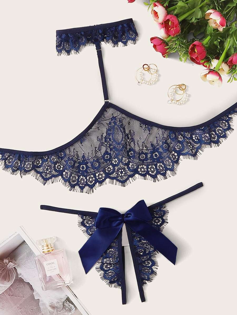 CONJUNTO DE LENCERÍA “MIDNIGHT LACE”  ENCAJE AZUL MARINO CON LAZO DE SATÉN - 1