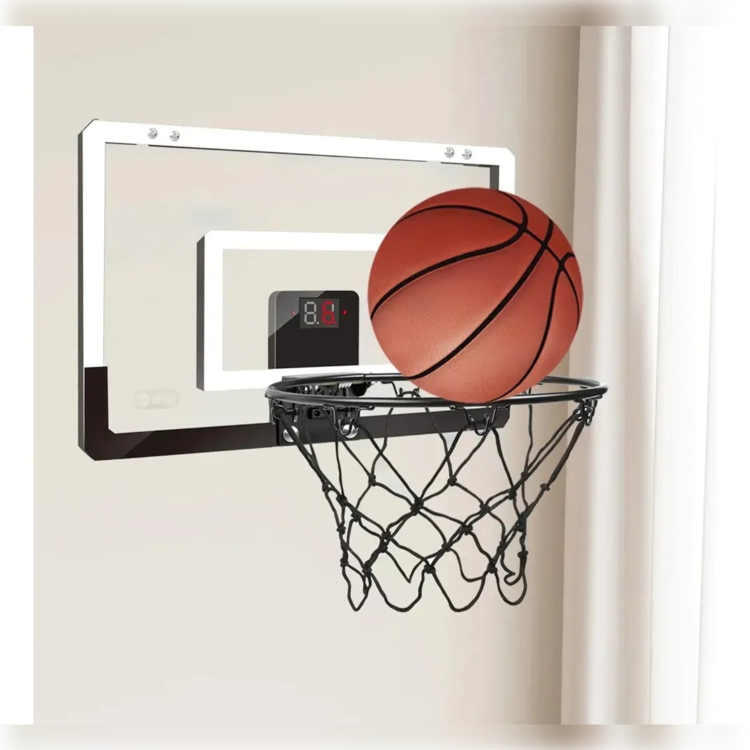 MINI TABLERO DE BASQUET PORTATIL CON MARCADOR LED - 1