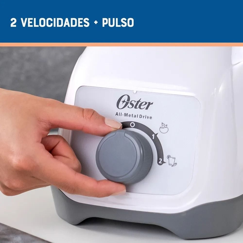LICUADORA OSTER 1.5L DE 550W BLANCO BLSTKAG WRD 053 - 3