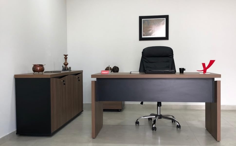ESCRITORIO EJECUTIVO ALESSE CEDRO Y NEGRO 145CM - 4