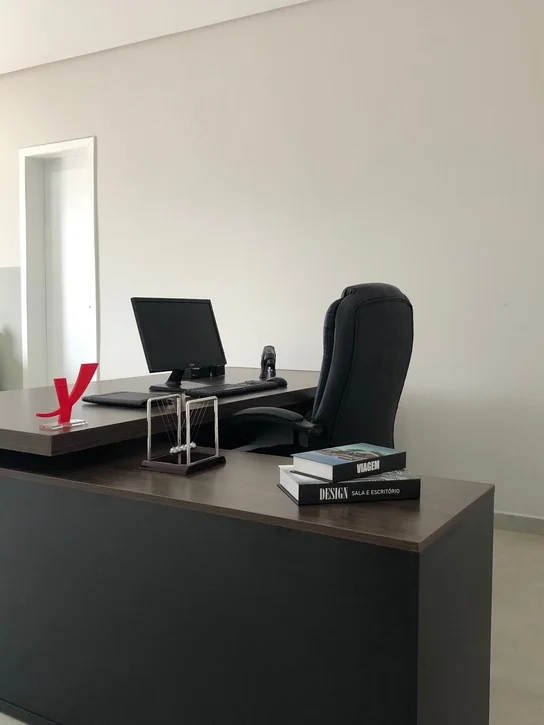 ESCRITORIO EJECUTIVO EN L GOREY DE OFICINA CON GABINETE 202CM - 7