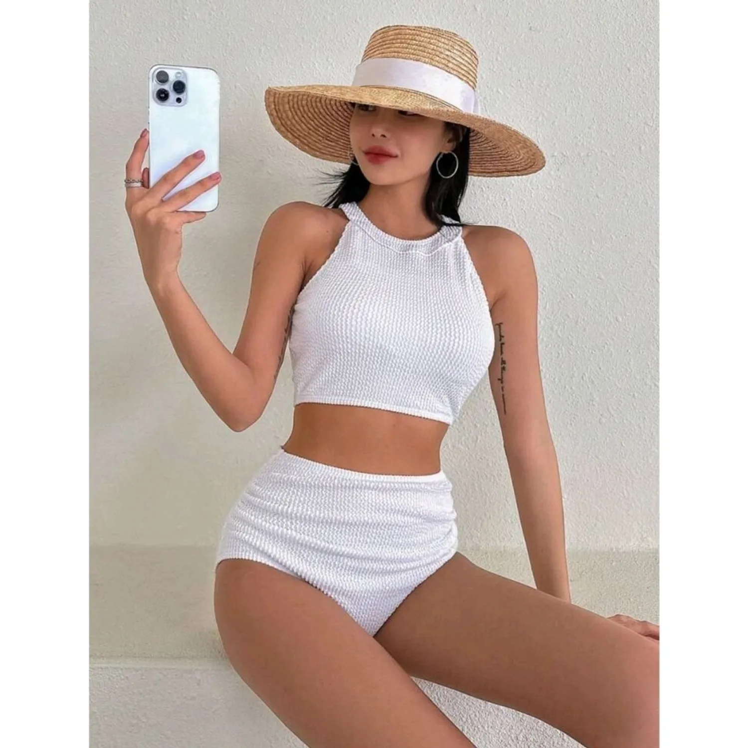 PUERTO MELÓN | BIKINI TIRO ALTO BLANCO EN LICRA RIB CON COPA Y FORRO INTERNO - 1