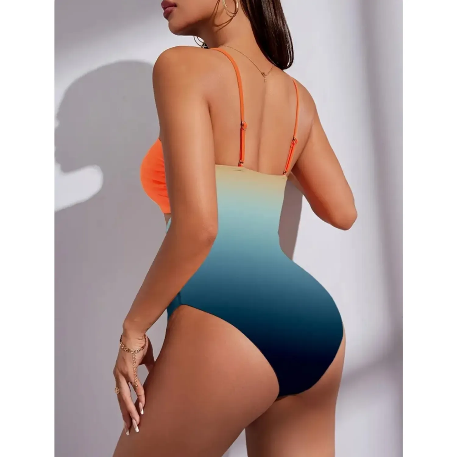 PUERTO MELÓN | TRAJE DE BAÑO ENTERIZO MULTICOLOR CON COPA Y FORRO INTERNO - 2