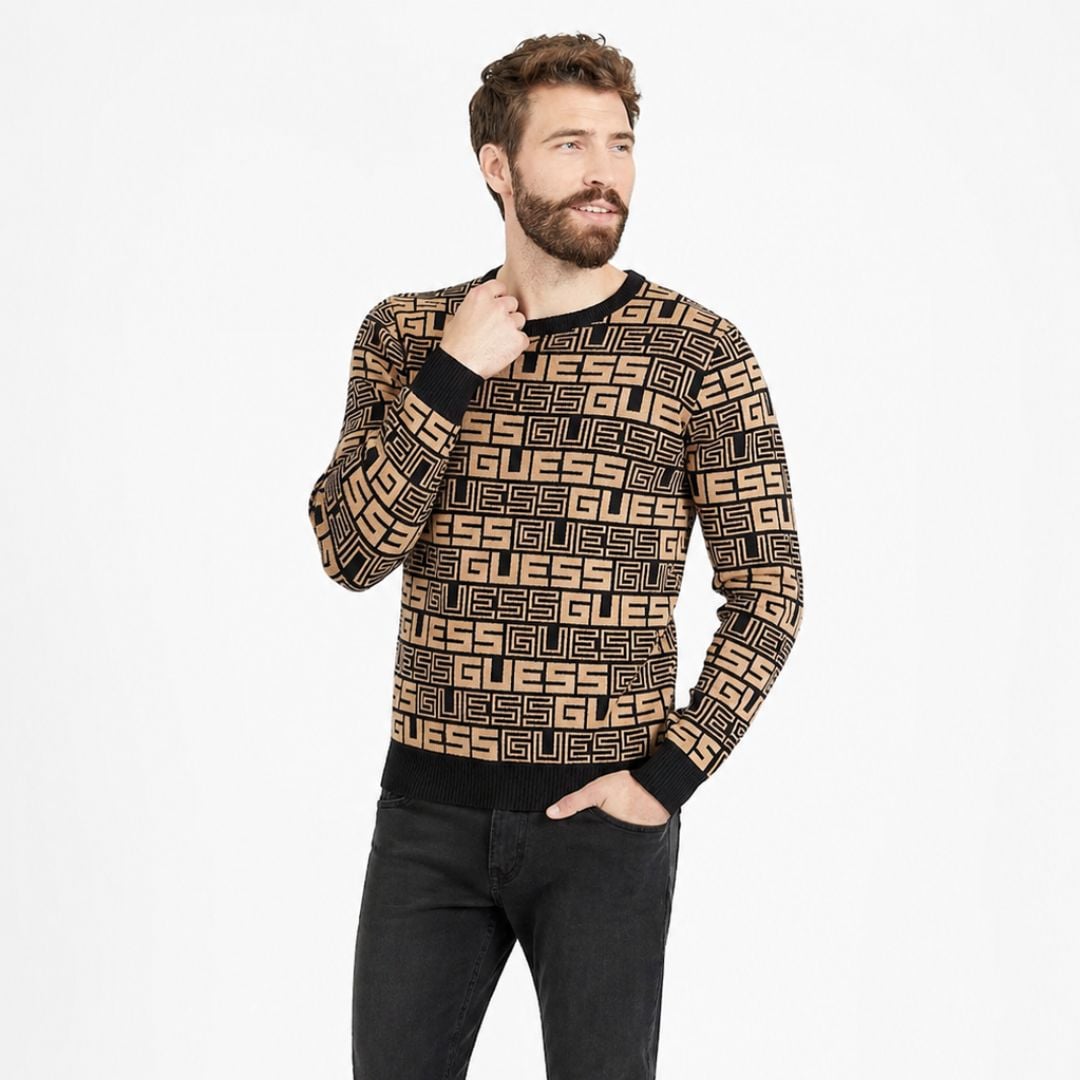 CHOMPA GUESS HOMBRE PACO LOGO MONOGRAMA REGULAR FIT CASUAL - 3