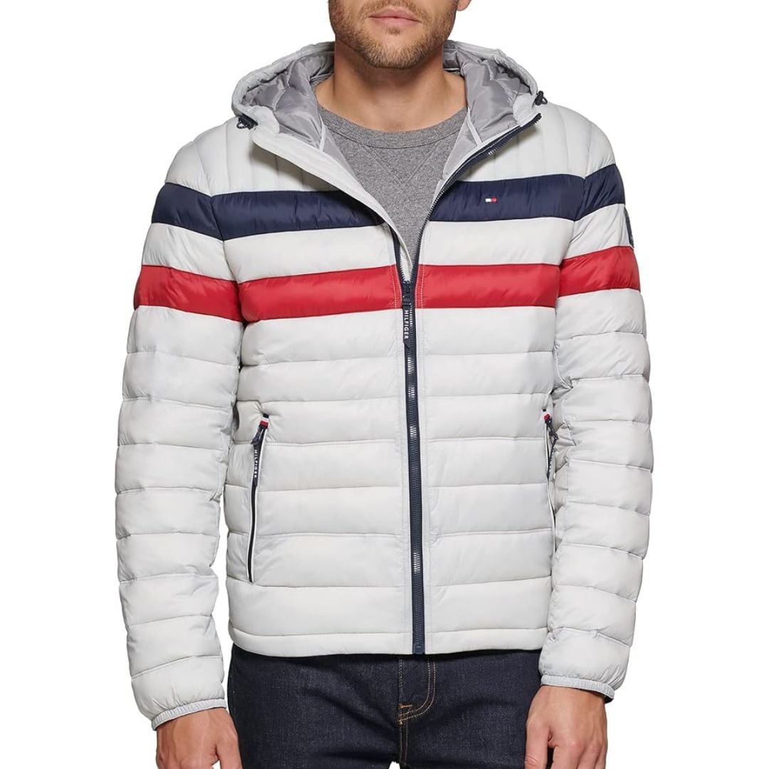 CASACA TOMMY HILFIGER HOMBRE ULTRA LOFT GRIS ACOLCHADA RESISTENTE AL AGUA CON CAPUCHA ESTAMPADA - 1