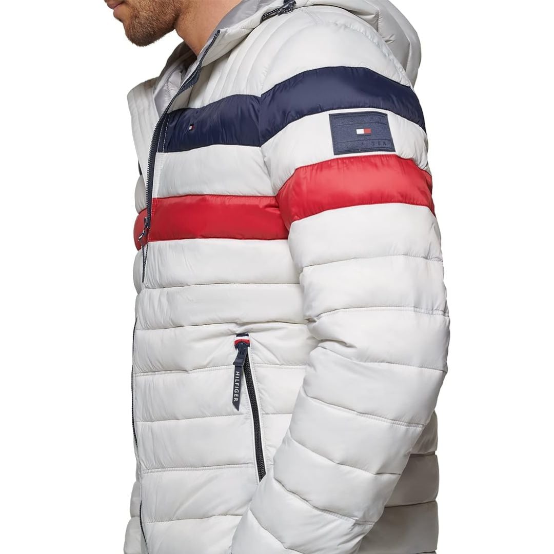 CASACA TOMMY HILFIGER HOMBRE ULTRA LOFT GRIS ACOLCHADA RESISTENTE AL AGUA CON CAPUCHA ESTAMPADA - 2