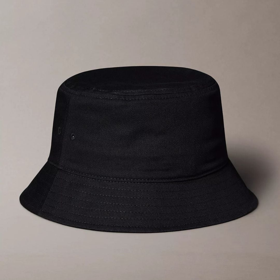 GORRA BUCKET CALVIN KLEIN UNISEX LOGO MONOGRAMA NEGRO BORDADO ESTILO URBANO - 3
