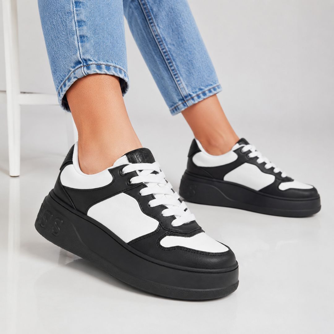 ZAPATILLAS GUESS MUJER CLEVA PLATAFORMA LOGOTIPO EN RELIEVE BLANCO NEGRO - 6