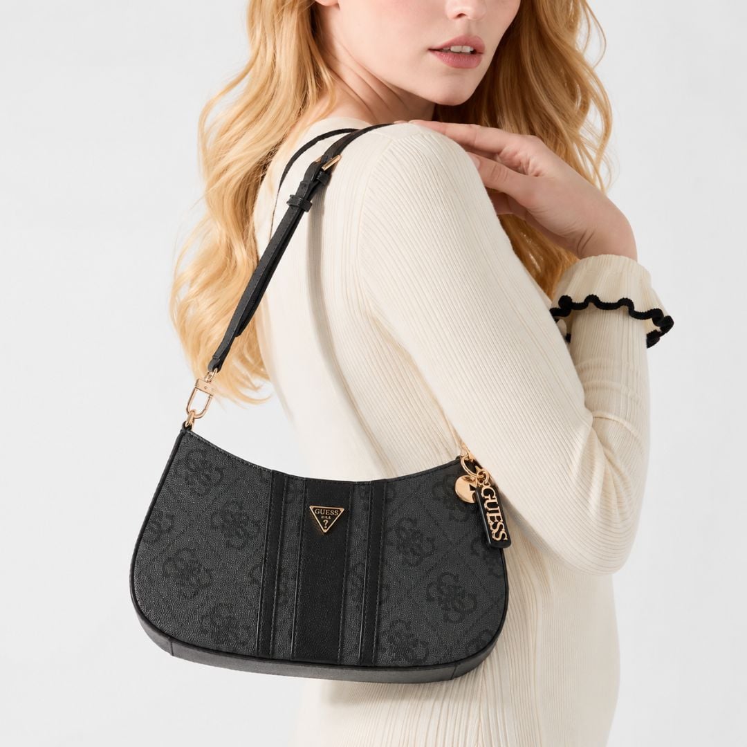 CARTERA GUESS MUJER NOELLE SHOULDER BAG NEGRO MONOGRAMA QUATTRO G ASA AJUSTABLE - 5