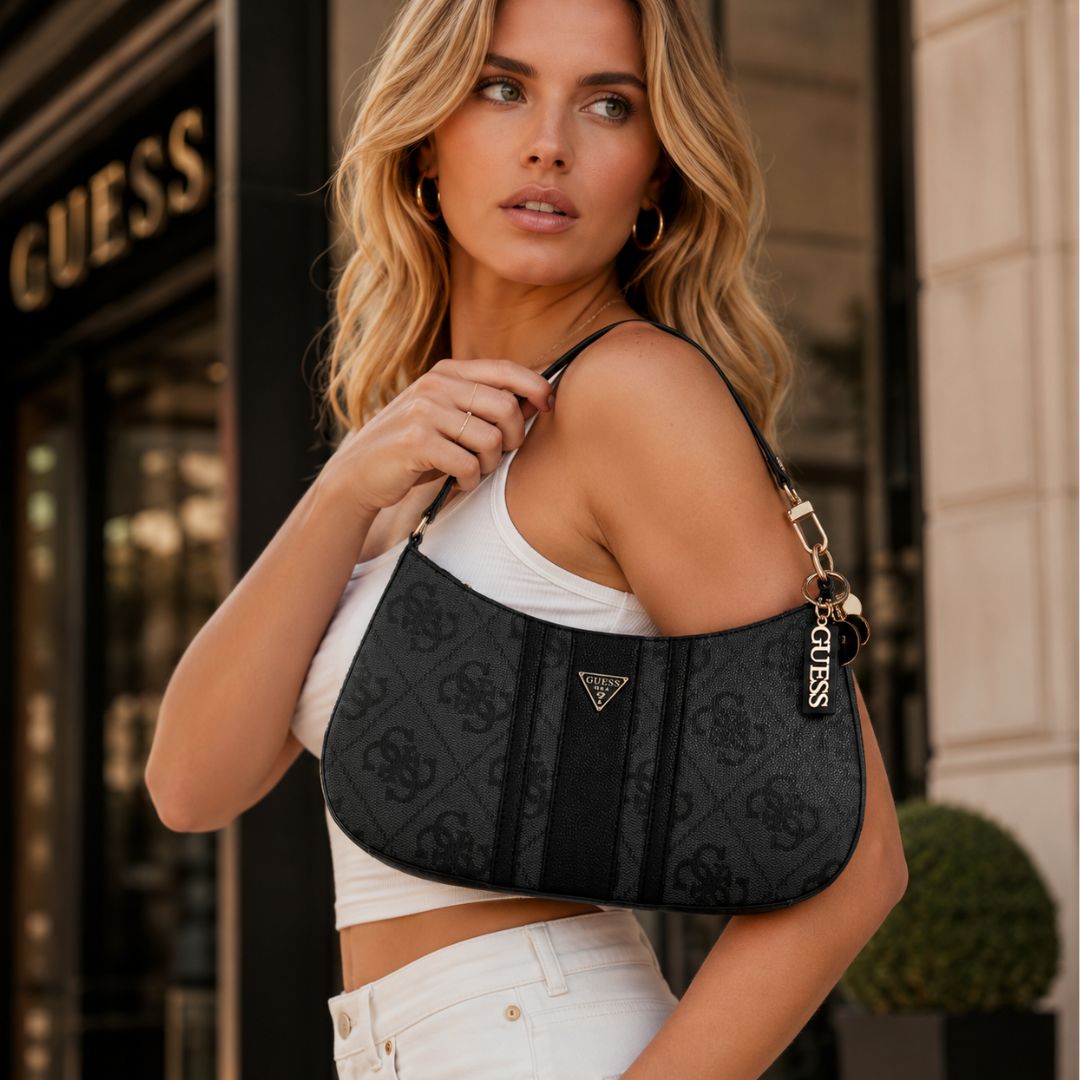 CARTERA GUESS MUJER NOELLE SHOULDER BAG NEGRO MONOGRAMA QUATTRO G ASA AJUSTABLE - 6