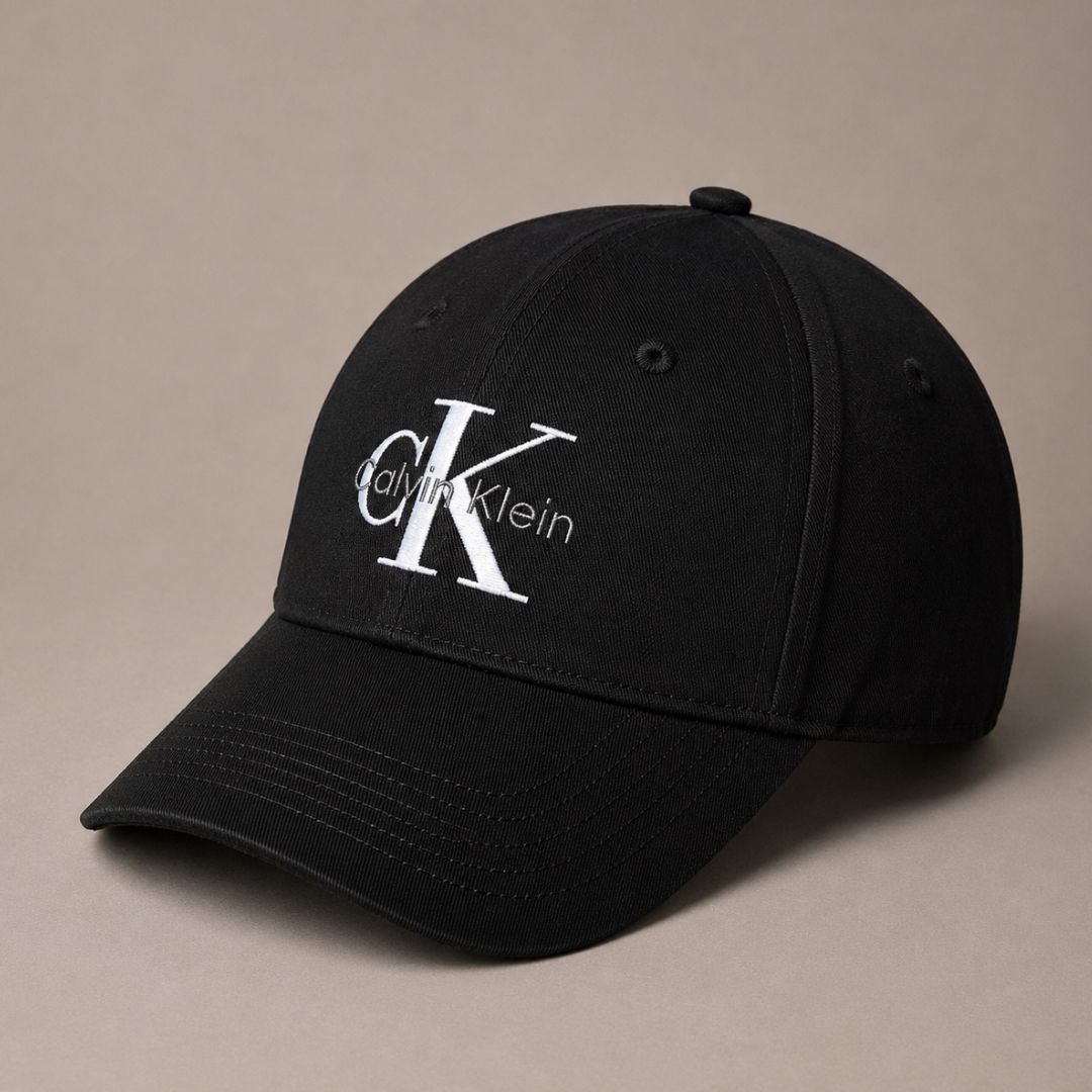 GORRA CALVIN KLEIN UNISEX BASEBALL MONOLOGO NEGRO CK BORDADO VISERA CURVA AJUSTABLE - 1