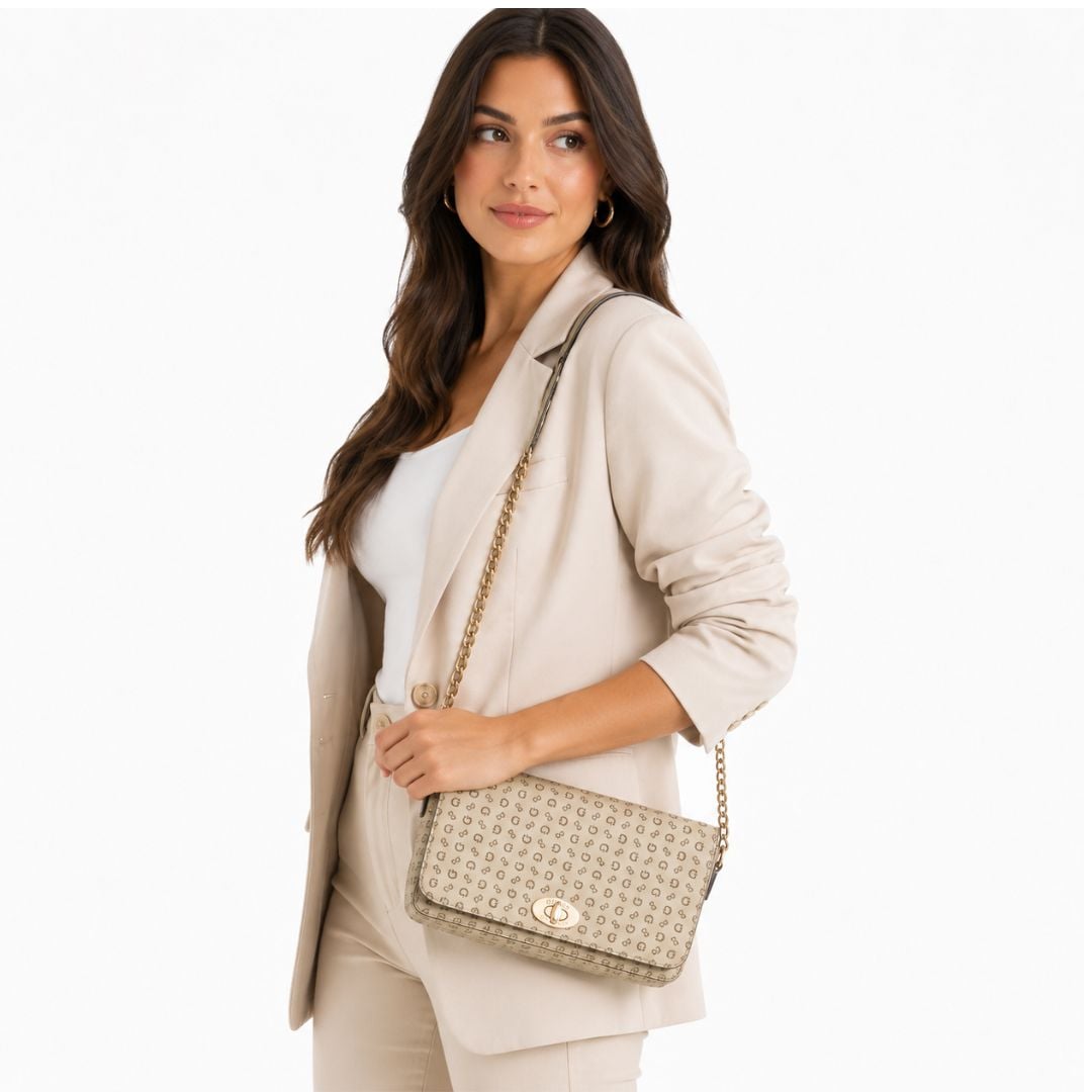 CARTERA GUESS MUJER BALLANTYNE CROSSBODY BEIGE MONOGRAMA ALTO RELIEVE CADENA DORADA - 5