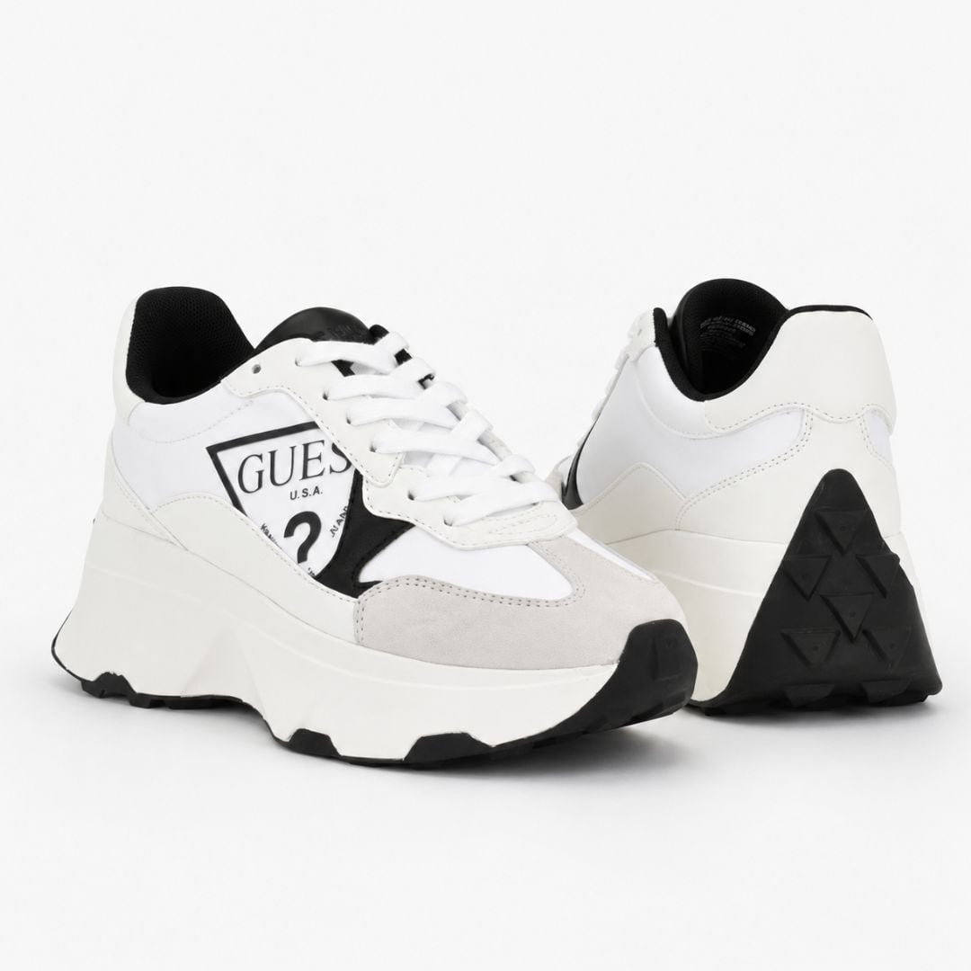 ZAPATILLAS GUESS CALEB PRINTED MUJER PLATAFORMA CHUNKY BLANCO Y NEGRO URBANO - 1