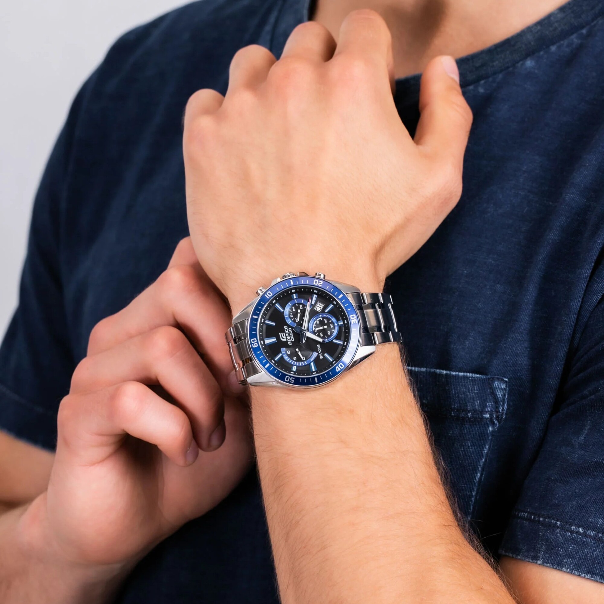 RELOJ CASIO EDIFICE EFR-552D AZUL PLATEADO | EDI-OG-33 - 4