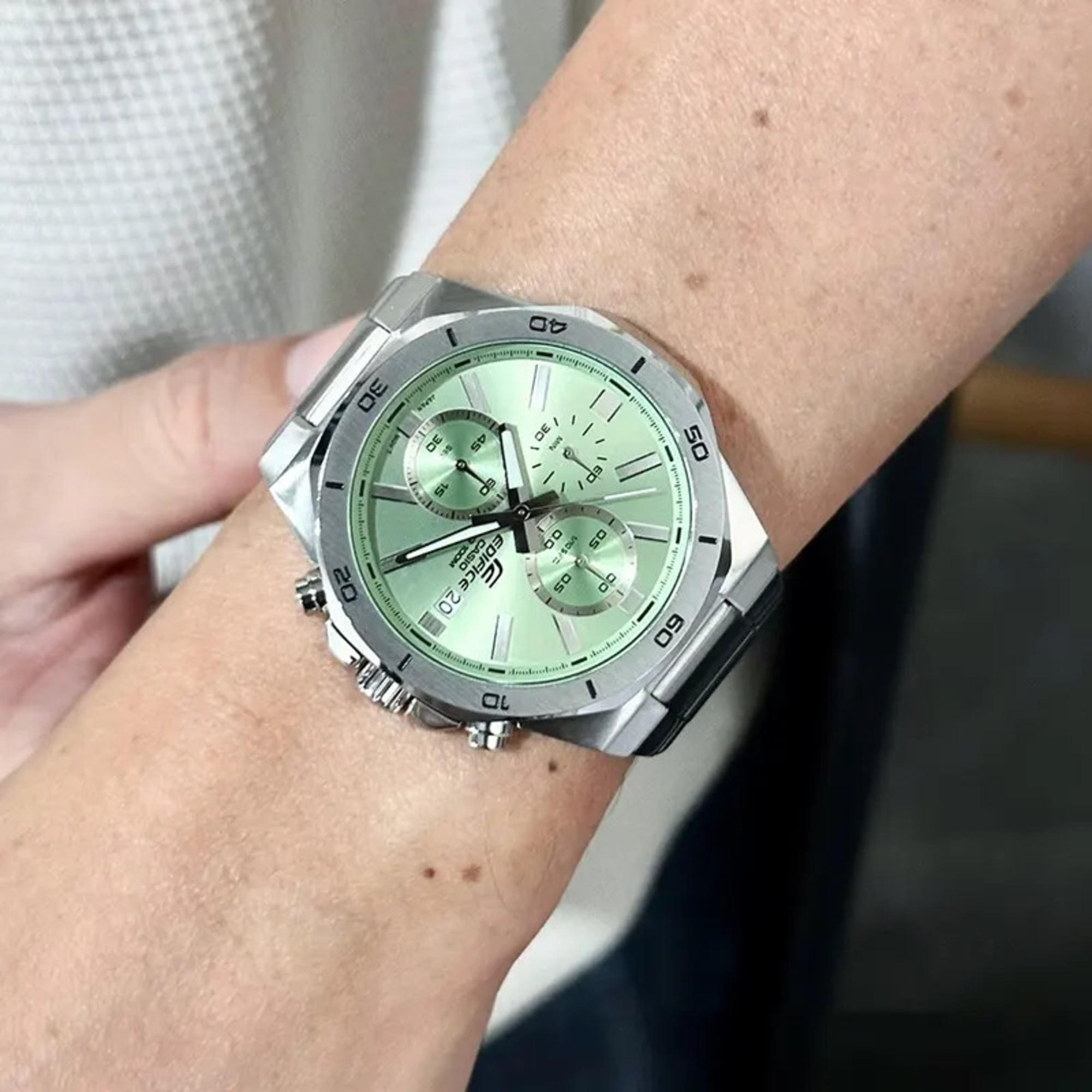 RELOJ PARA HOMBRE CASIO EDIFICE EFV-640D CRONÓGRAFO COLOR VERDE | EDI-OG-73 - 2