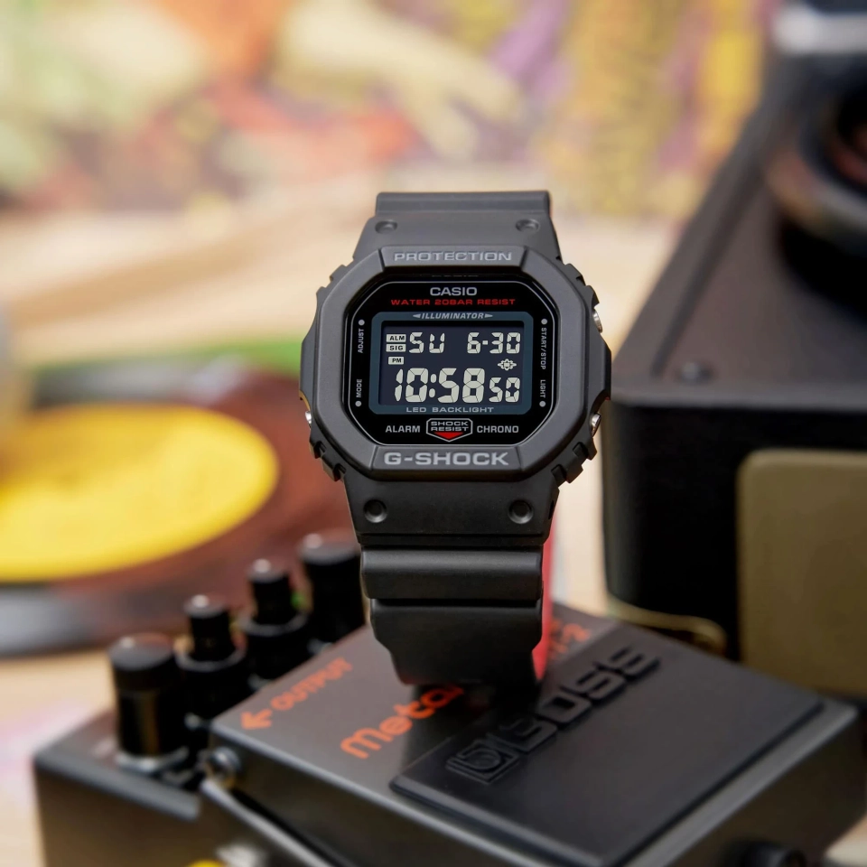 RELOJ PARA HOMBRE CASIO G-SHOCK DW-5600 DIGITAL COLOR NEGRO ROJO | OG-S-113 - 4