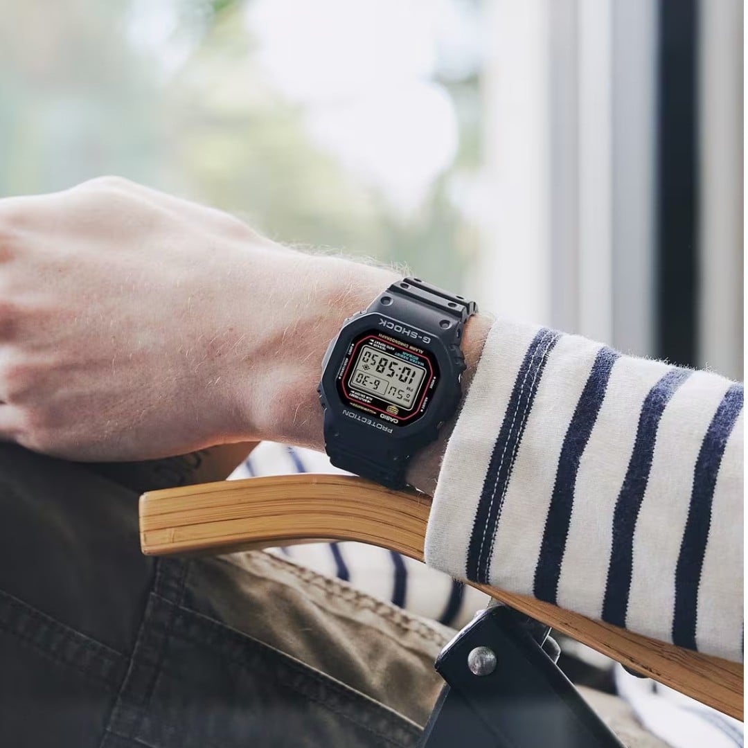 RELOJ PARA HOMBRE CASIO G-SHOCK DW-5600 DIGITAL COLOR NEGRO MATE ROJO | OG-S-115 - 4